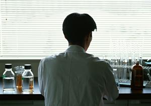 いろいろな防護服を選択できます